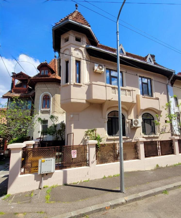 Villa Imola In Old City 布加勒斯特 外观 照片